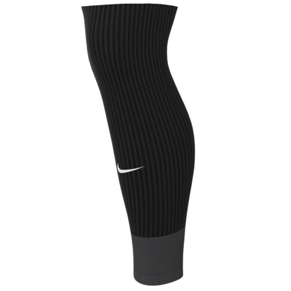 Nike Strike FQ8282-010 leggings Zokni