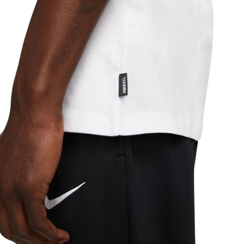 Nike T-shirt Nike NK Fc Tee Seasonal Block M DH7444 100 Póló Ruházat Póló - Sportmania.hu