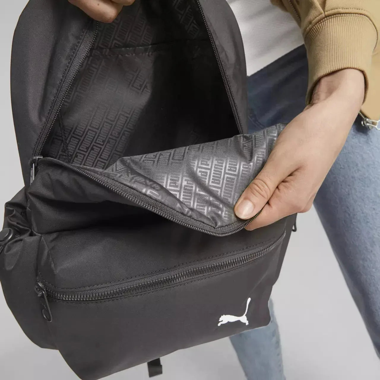 Puma Core Her Backpack PUMA Black Hátizsák - Sportmania.hu