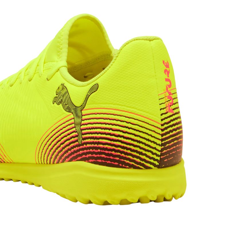 Puma Future 8 Play Tt M 108378 03 Football Boots - Sportmania.hu
