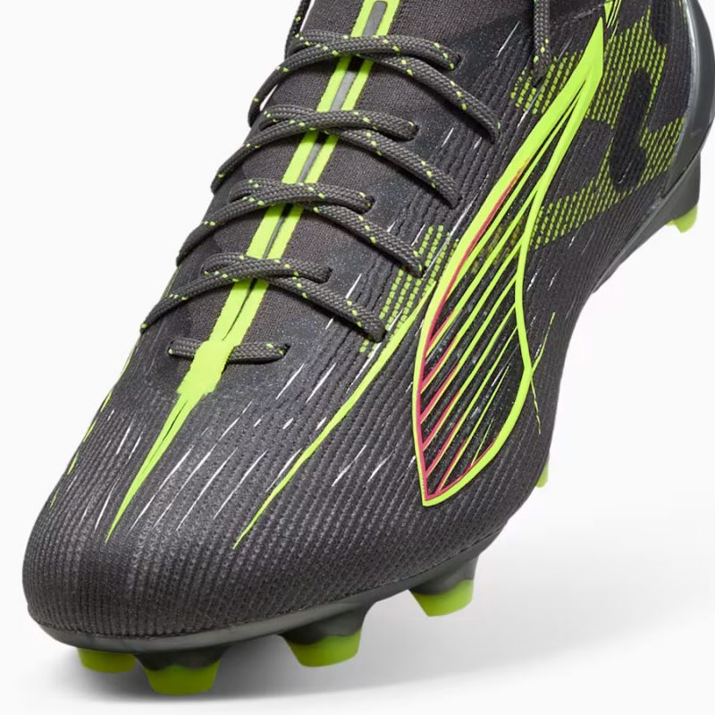 Puma Ultra 5 Ultimate FG M 108159-03 football boots Cipő