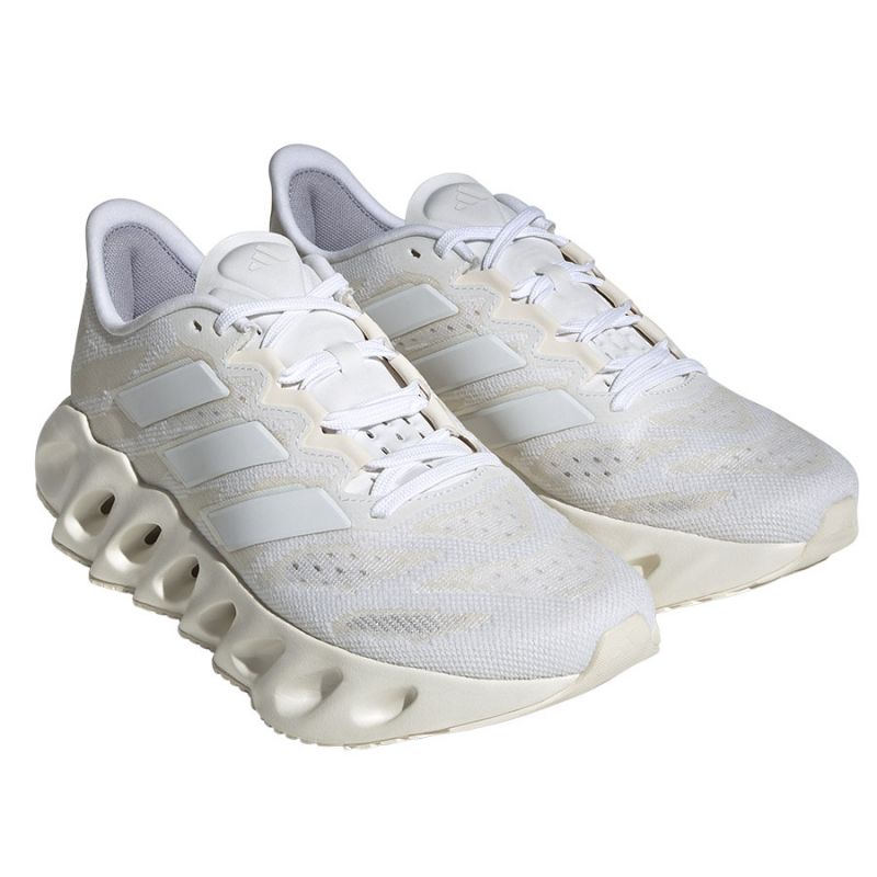 Shoes adidas Switch Fwd W ID1789 - Sportmania.hu