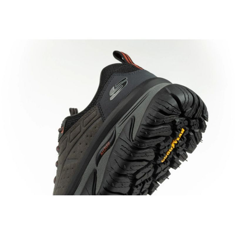 Skechers Arch Fit Road Walker-Vernal M 237488/CCBK Cipő - Sportmania.hu