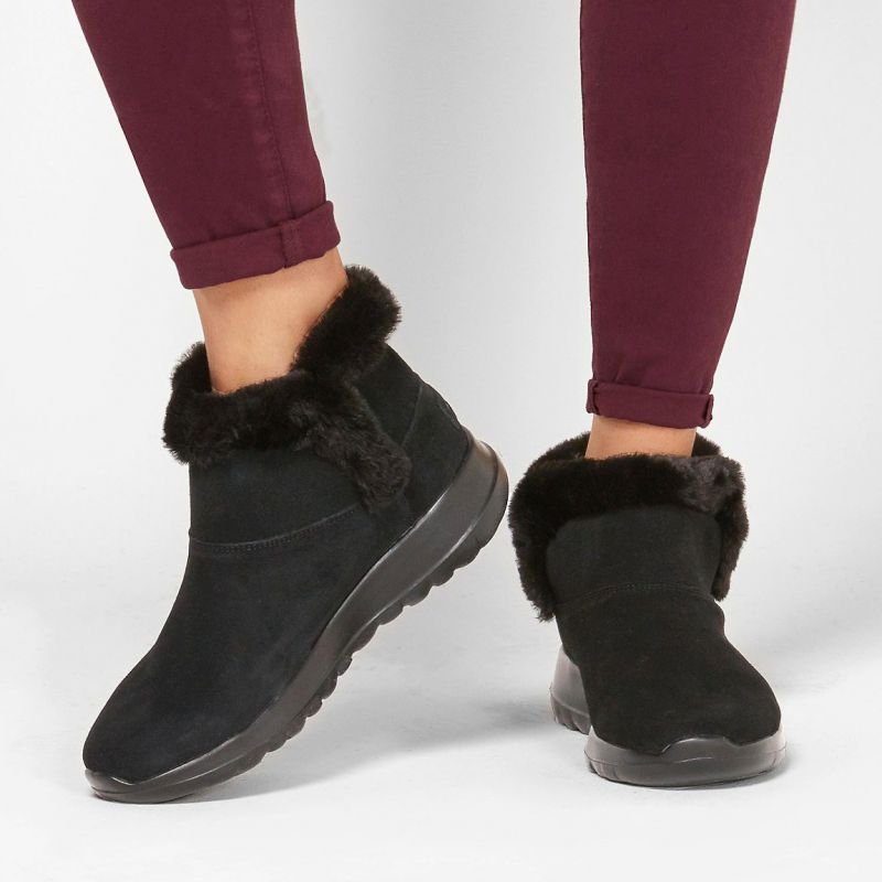 Skechers On The Go Joy Bundle Up W 15501-BBK Cipő - Sportmania.hu