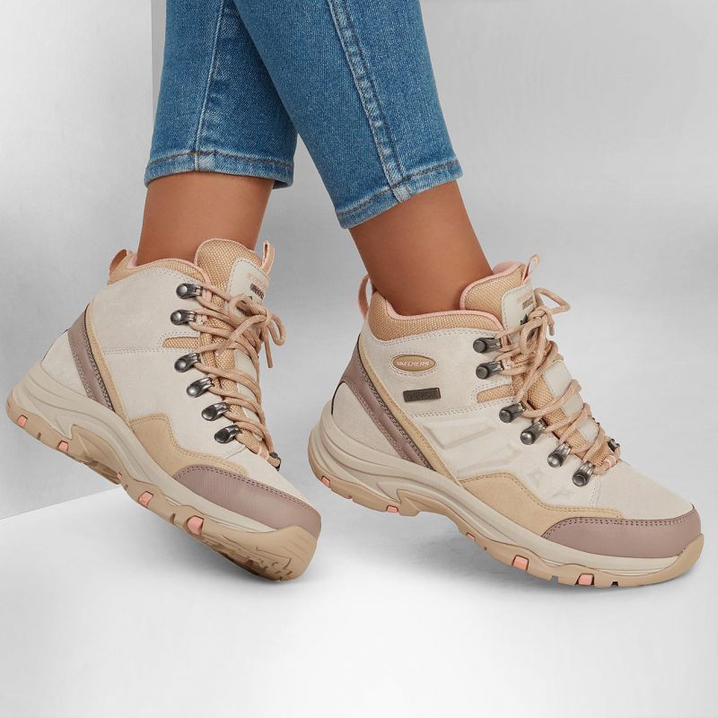 Skechers Relaxed Fit Trego Rocky Mountain RM W 158258-NAT Cipő - Sportmania.hu