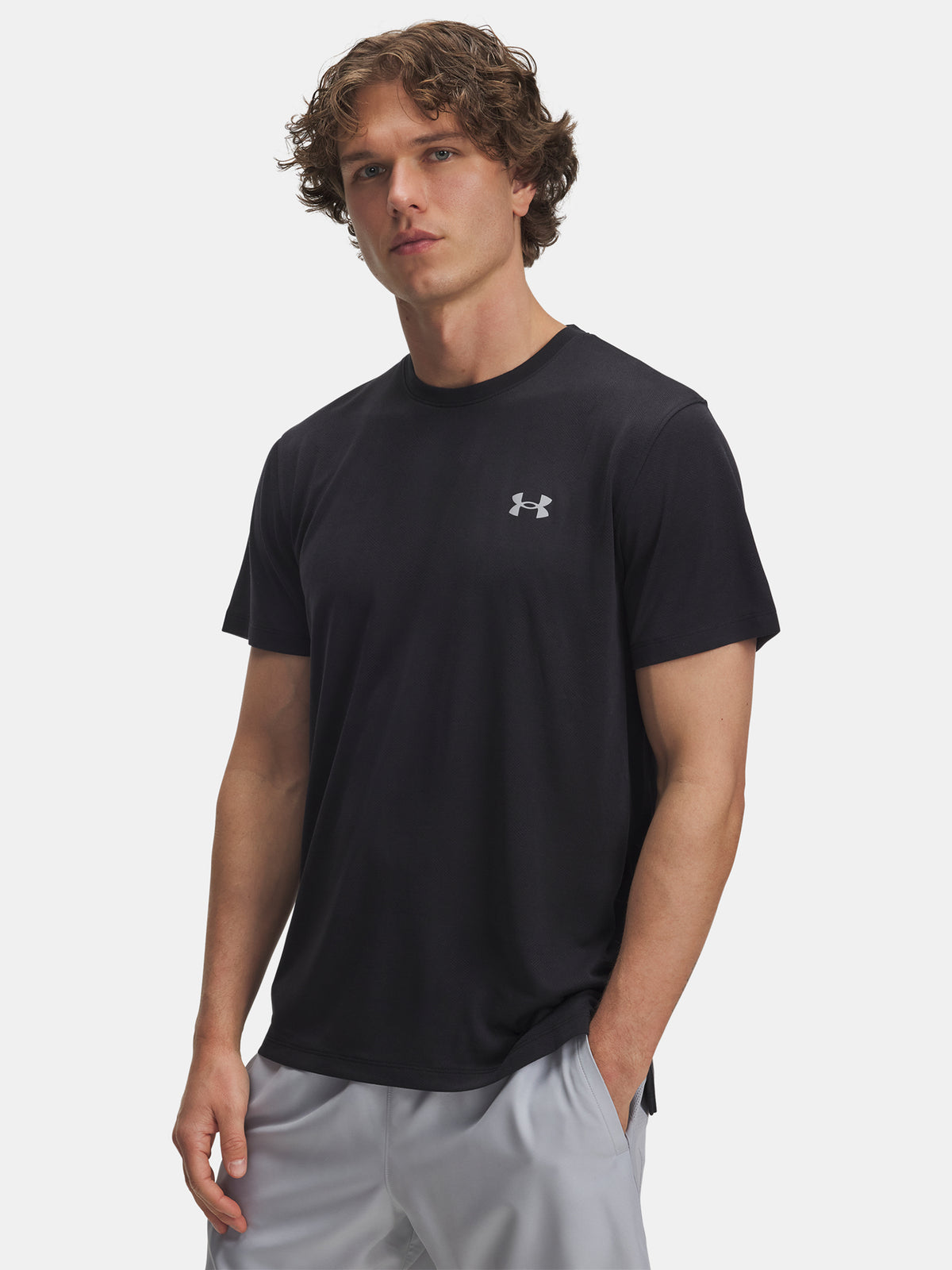 Under Armour Férfi UA Launch Camo SS-BLK póló