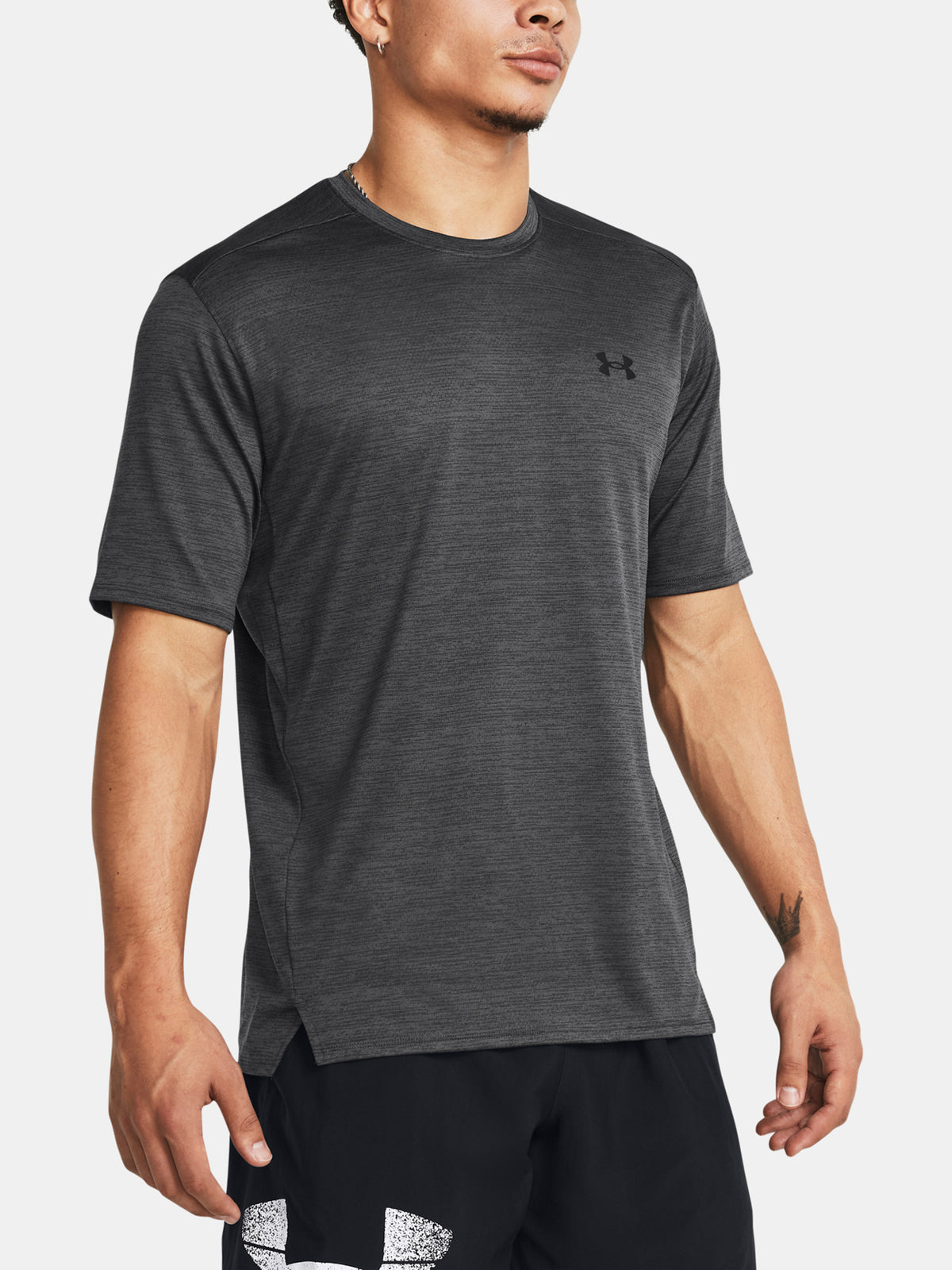 Under Armour Férfi UA Tech Vent SS-GRY póló