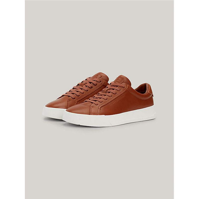 Tommy Hilfiger Court Best Cognac M shoes FM0FM05136GVI Cipő