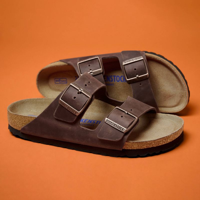 Birkenstock Arizona Soft Footbed Oiled Leather Habana Narrow Women's Slides (0452763) cipő