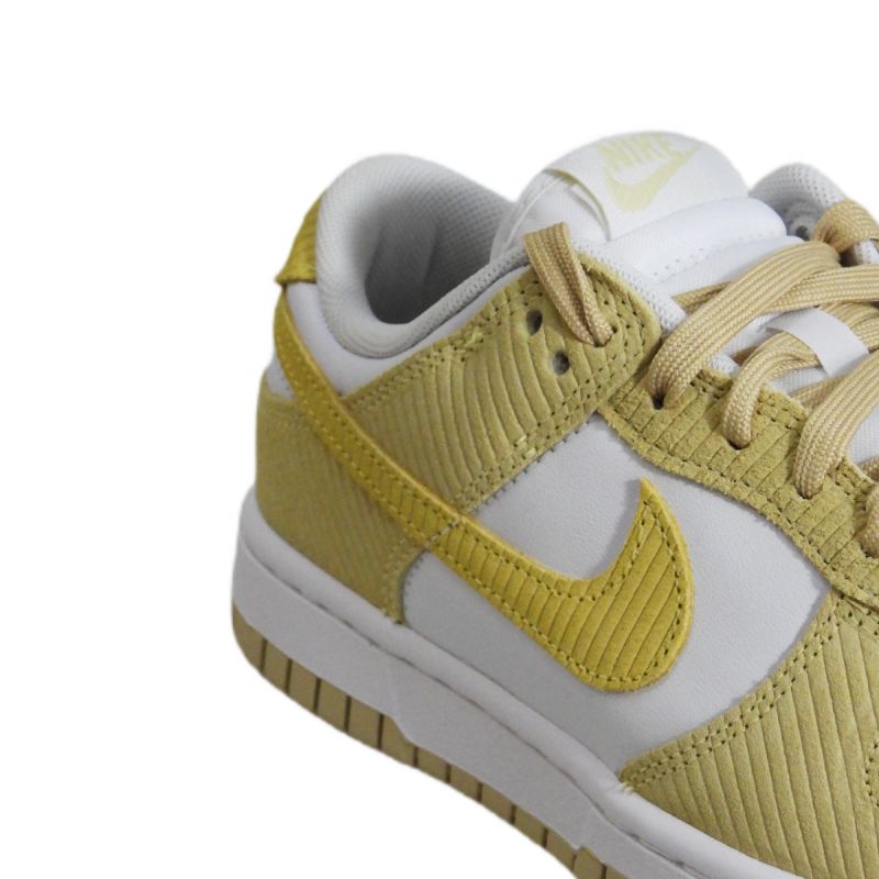 Women's Nike Wmns Dunk Low sneakers - FN7167-700 utcai cipő