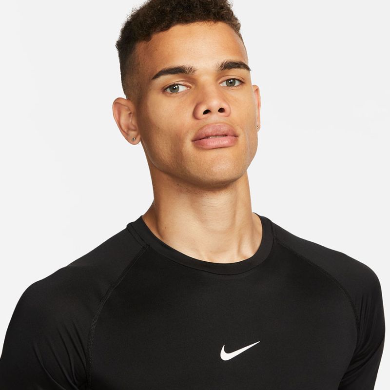 Nike Pro LS T-shirt FB7932-010 fekete póló