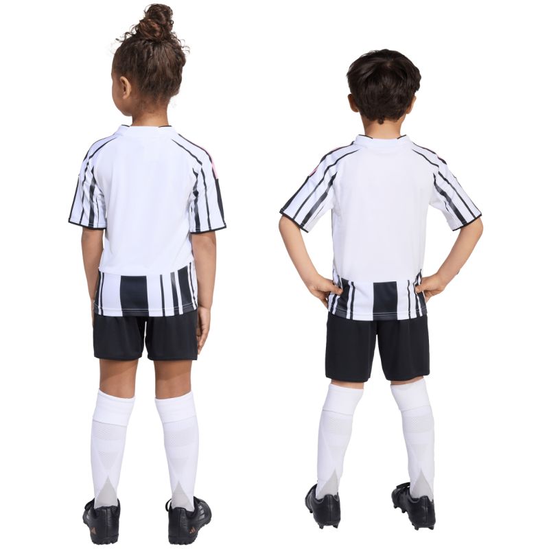 adidas Juventus 25/26 Home Kids' Kit White and Black JN5220