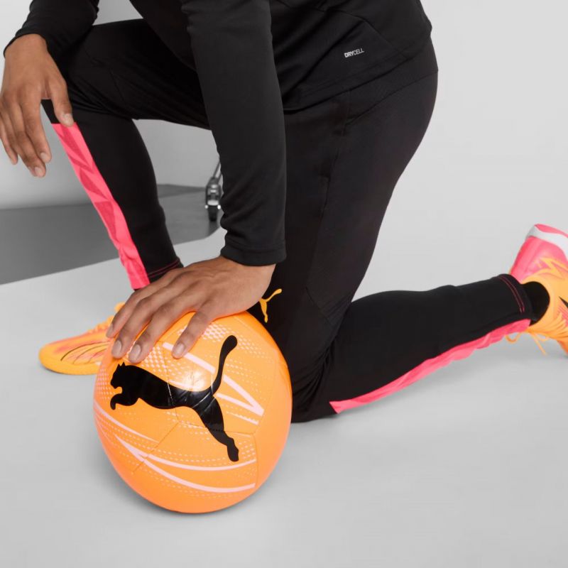 Puma Attacanto Graphic 84073 09 Football Kiegészítők