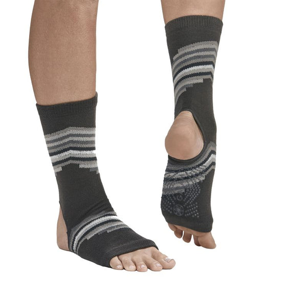 Gaiam 63497 Anti-slip Socks Zokni