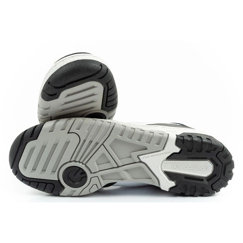 New Balance 550 youth sports sneakers leather fashionable black white fekete utcai cipő