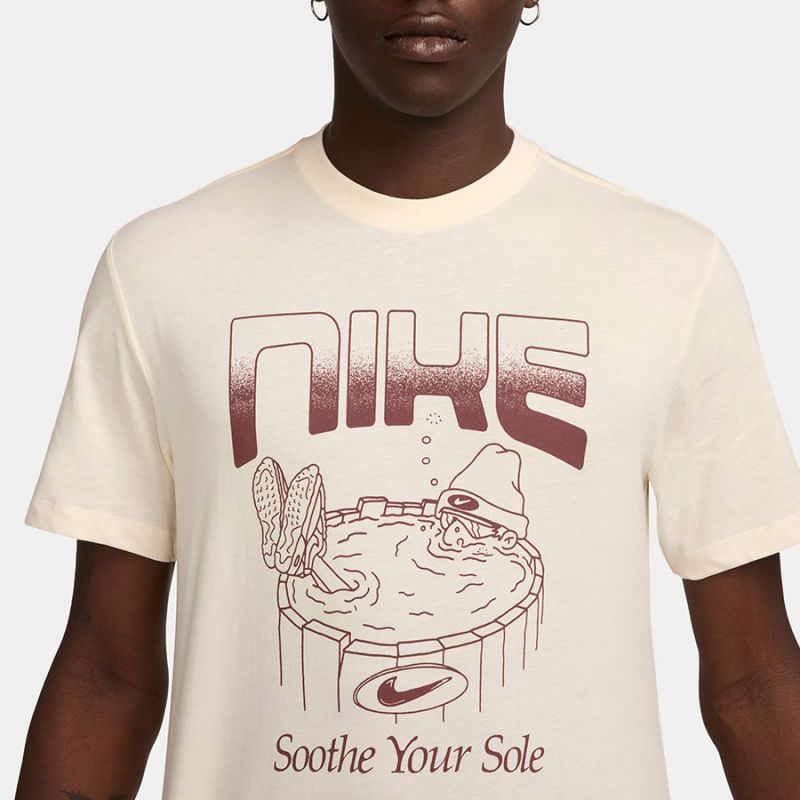 Nike SPORTSWEAR graphics T-shirt M HQ9264-110 póló