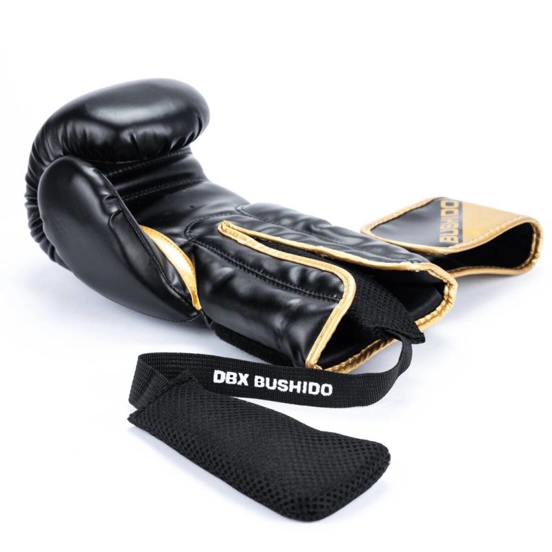 Air freshener and dehumidifier for sports equipment | DBX Dryer