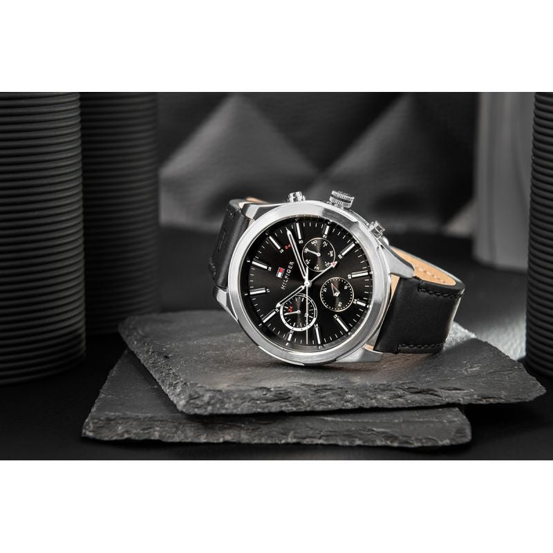 Tommy Hilfiger Ashton 1791740 Men's Watch + BOX fekete pulóver
