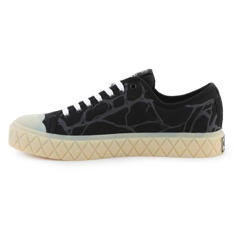 Palladium Stranger Things PALLA ACE Vines 94632-008-M Black fekete palack