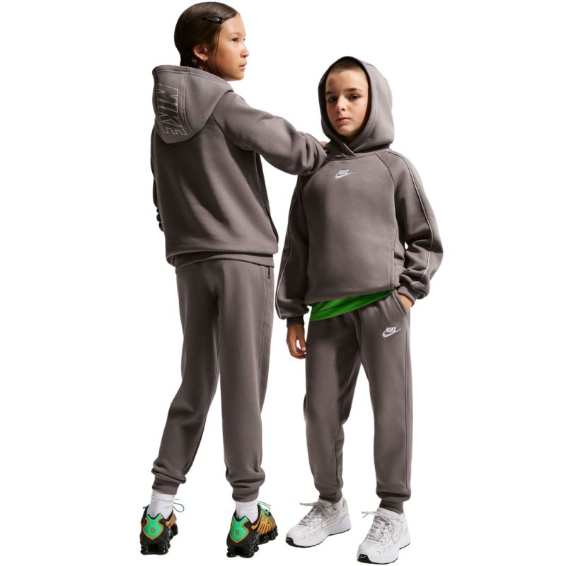 Nike Sportswear Club Fleece Kids Tracksuit szürke nadrág HQ9318289