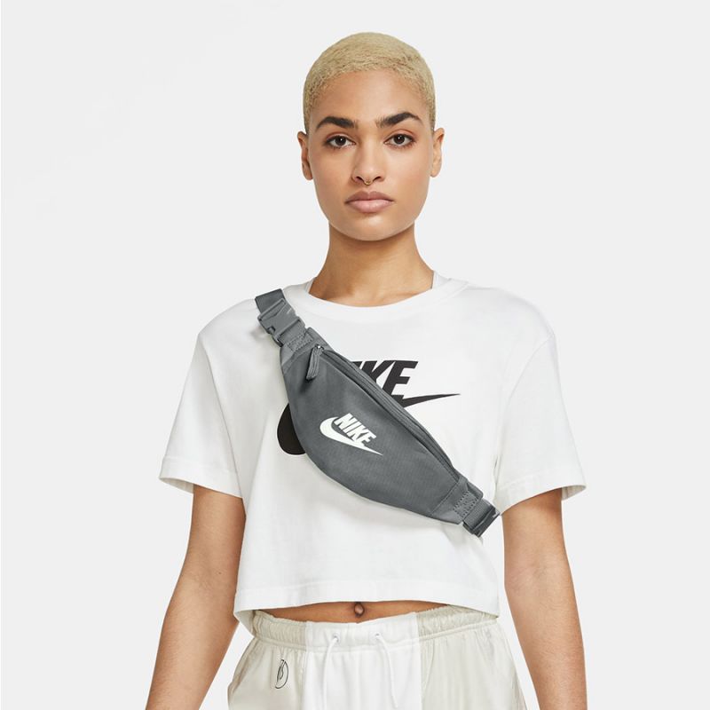 Nike Heritage Waistpack DB0488-084 Kiegészítők