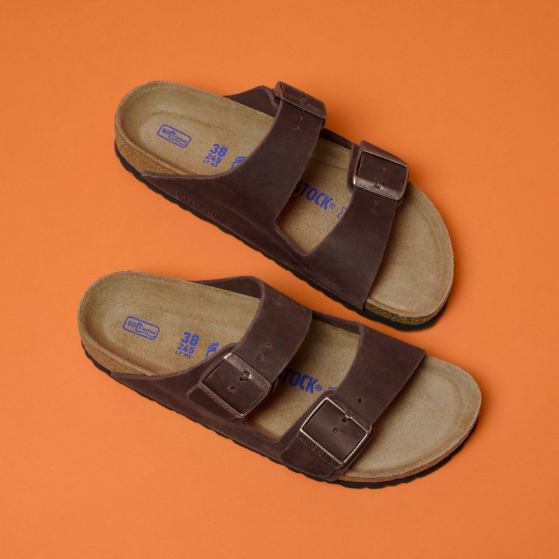Birkenstock Arizona Soft Footbed Oiled Leather Habana Narrow Women's Slides (0452763) cipő