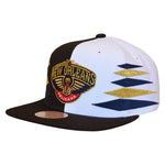 Mitchell & Ness NBA Diamond Cut New Orleans Pelicans Cap - HHSS1093-NOPYYPPPBKWH uniwersalny baseball sapka