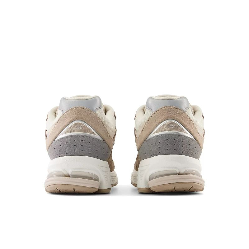 New Balance U M2002RSI shoes cipő