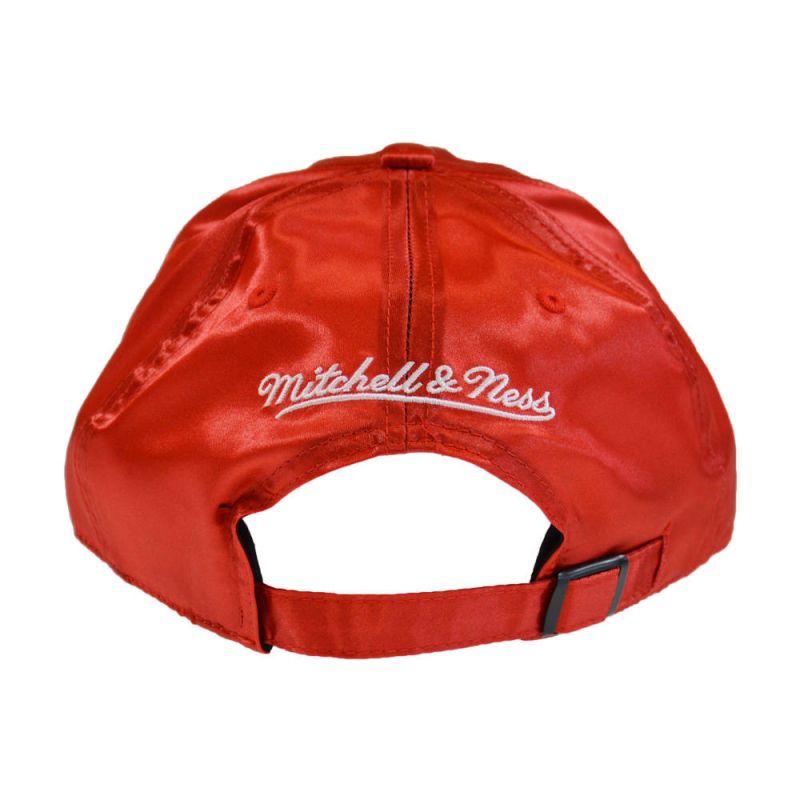 Mitchell & Ness NBA Atlanta Hawks Strapback Cap - HLUX1095-AHAYYPPPRED1 uniwersalny baseball sapka