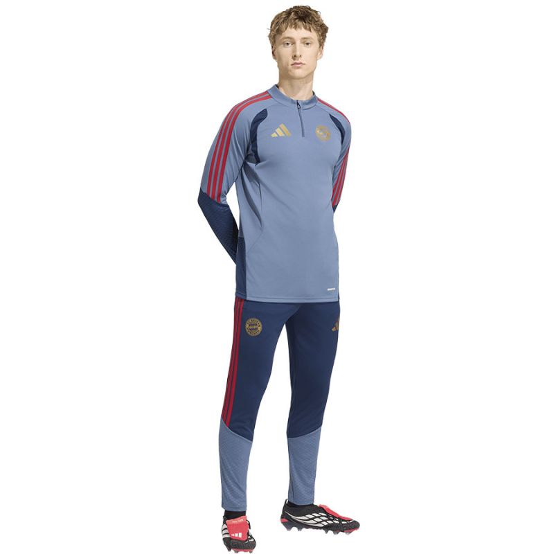Adidas FC Bayern DNA Training Top sweatshirt