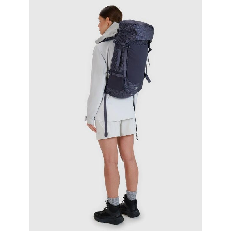 4F Trekking backpack (30 L) hátizsák 4FRSS25ABACU486-22S