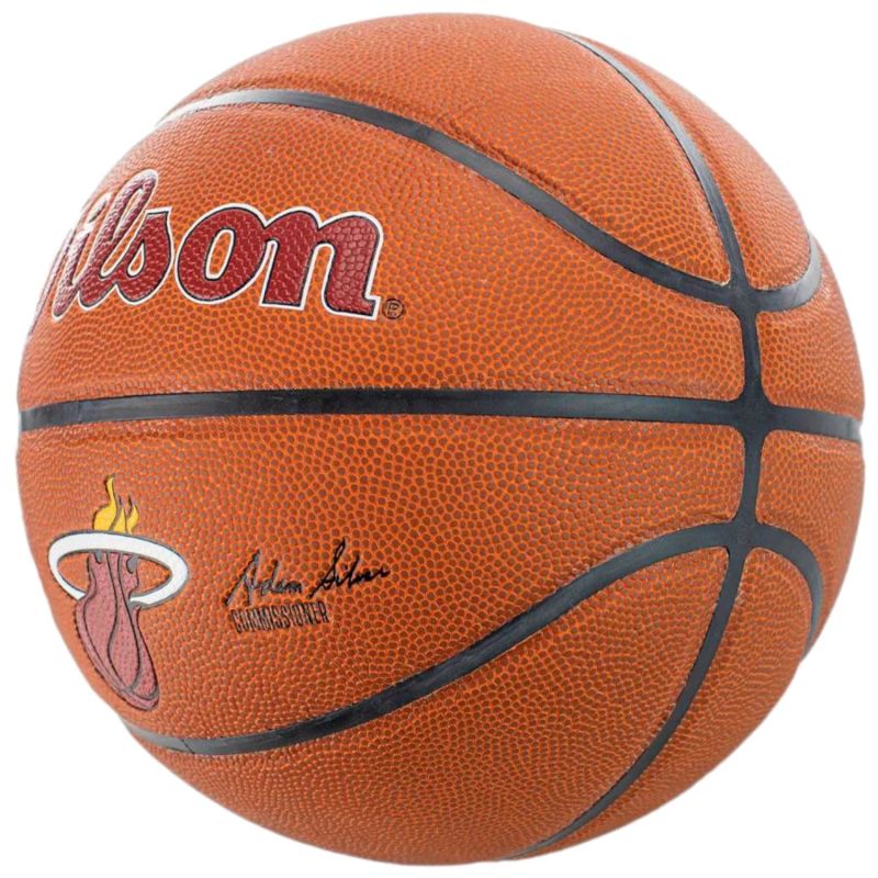 Wilson Team Alliance Miami Heat Ball WTB3100XBMIA Kiegészítők