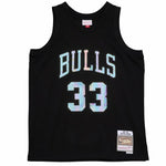 Mitchell & Ness NBA Chicago Bulls Scottie Pippen Swingman T-shirt - SMJYLF19035-CBUBLCK97SPI póló