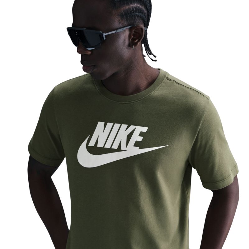Nike Sportswear Men's T-Shirt oliva póló