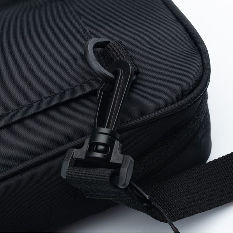Iguana Andres Pouch fekete táska 92800557896
