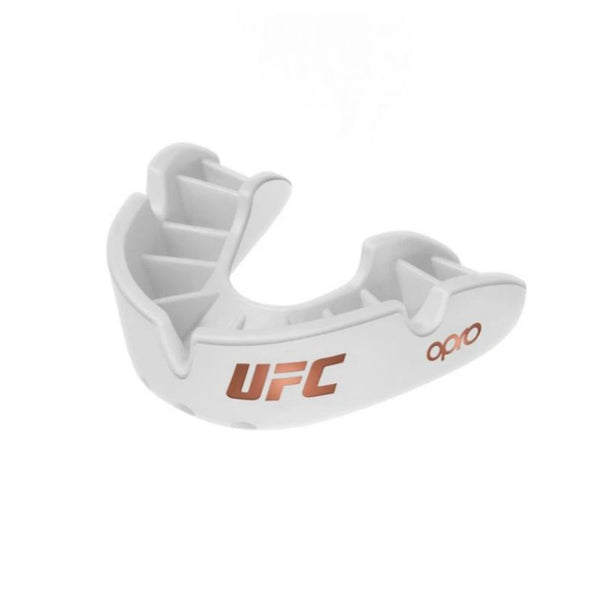 adidas OPRO UFC Bronze GEN2 Mouthguard 1234_stm_white-White Kiegészítők