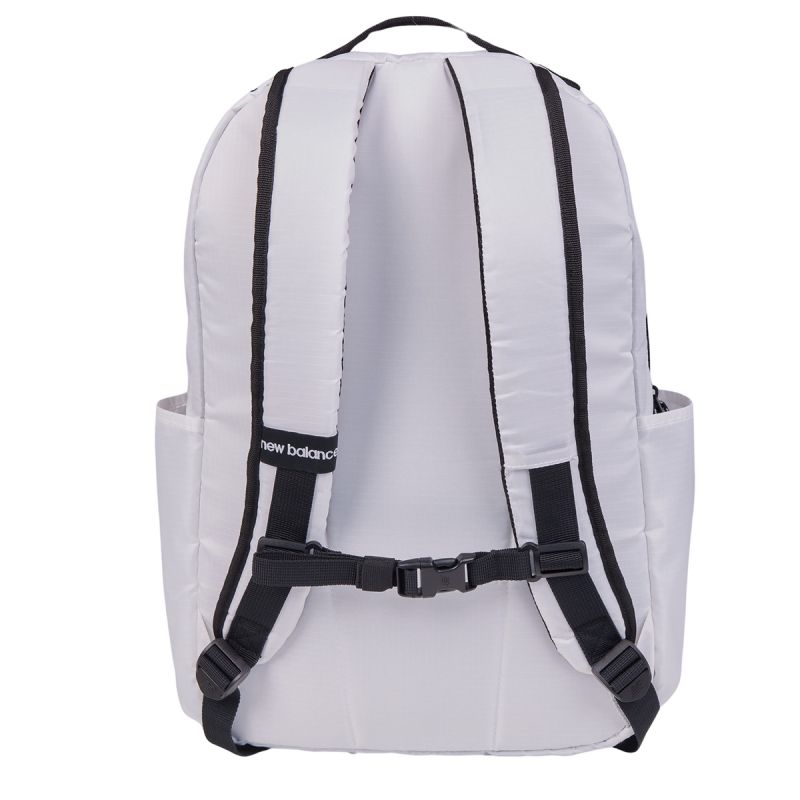 New Balance Essential Backpack WT LAB51900WT Hátizsák
