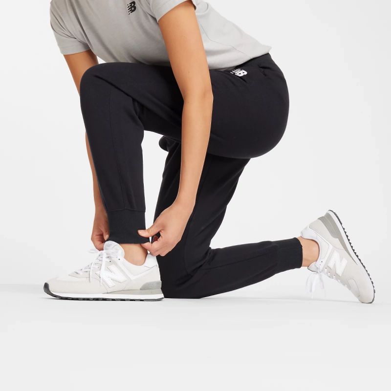 New Balance Sport Fleece Jogger Pants W WP43805BK nadrág