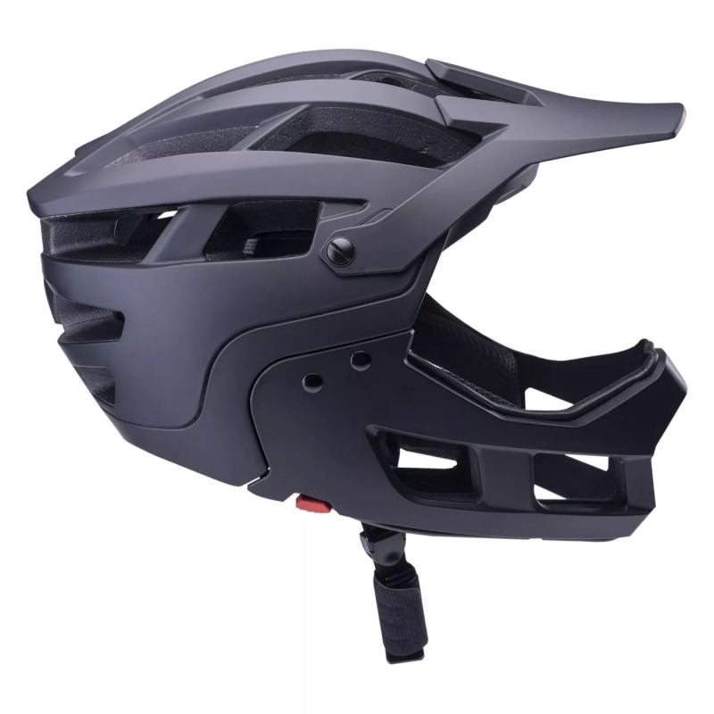 Radvik Fulljack helmet fekete protectors and knee pads