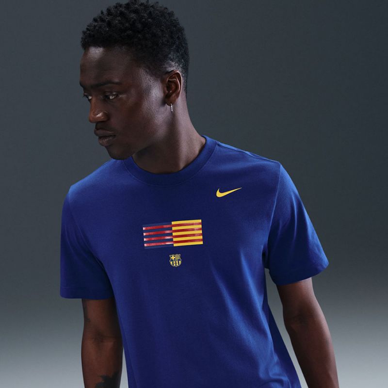 Nike FC Barcelona Crest Tee 25/26 HQ8405-455 póló