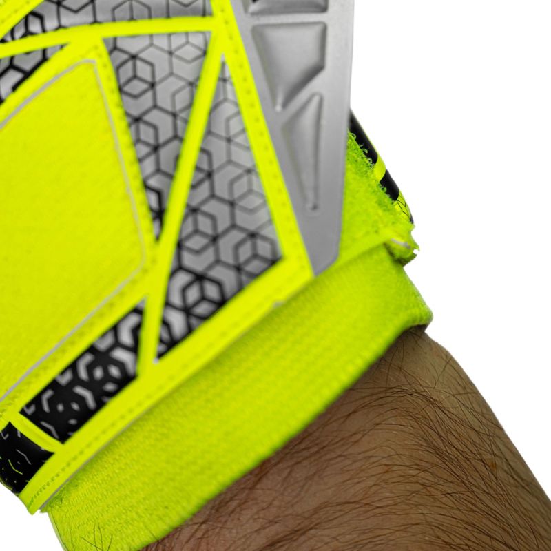 Reusch Attrakt Freegel Silver Jr 5572235 2025 Goalkeeper Gloves Kesztyű