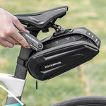 Rockbros B69 bicycle saddle 1.8l with easy release system - black fekete táska