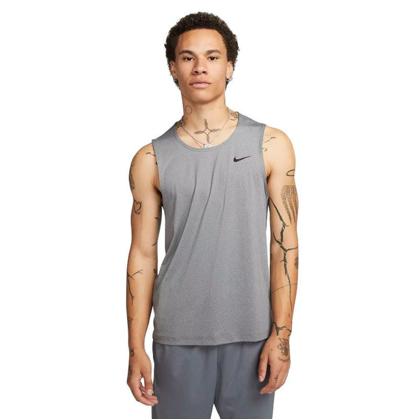 Nike Dri-FIT Fitness Tank Egyéb