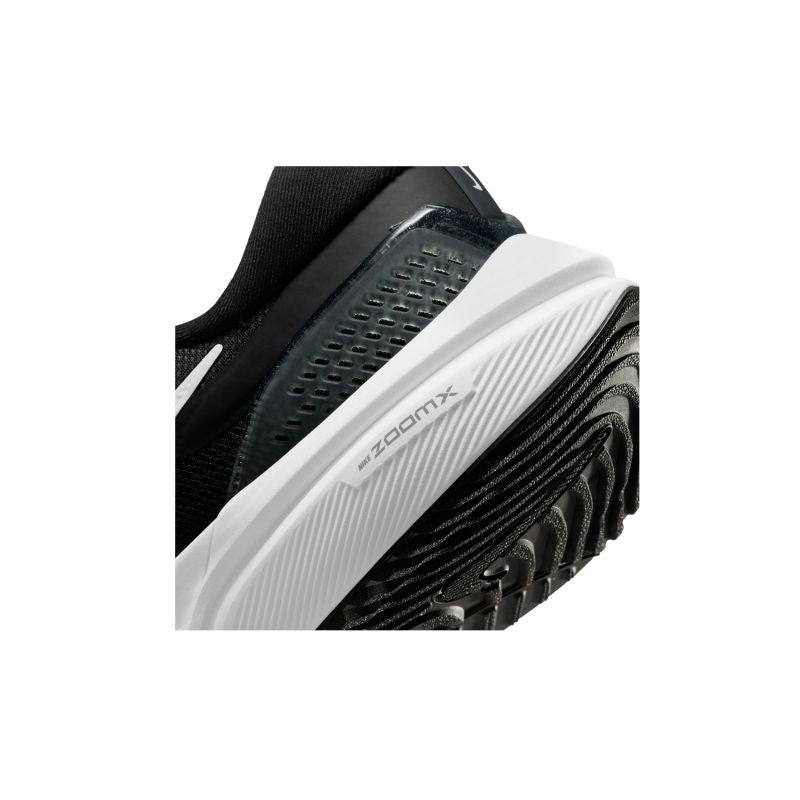 Nike Air Zoom Vomero 16 M Running fekete cipő