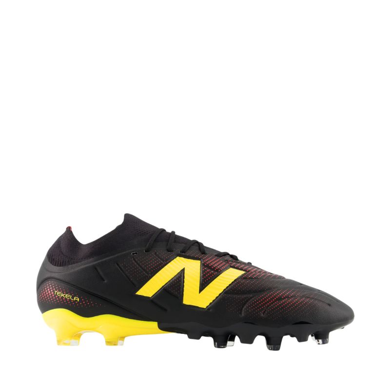 New Balance Tekela Team FG V5 football boots black NBUT3FL43H fekete focicipő
