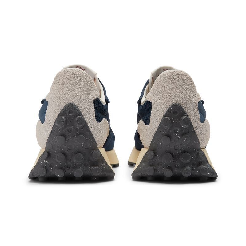 New Balance U327WRJ sports shoes Cipő