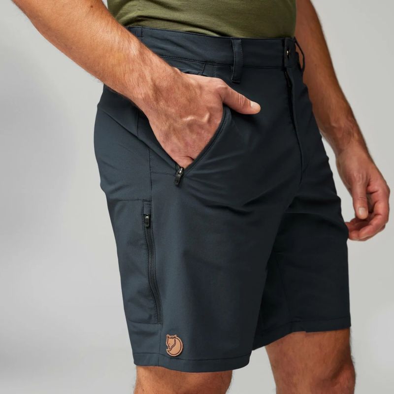 Fjällräven Abisko Trail Stretch Shorts M F12200165-555 Nadrág