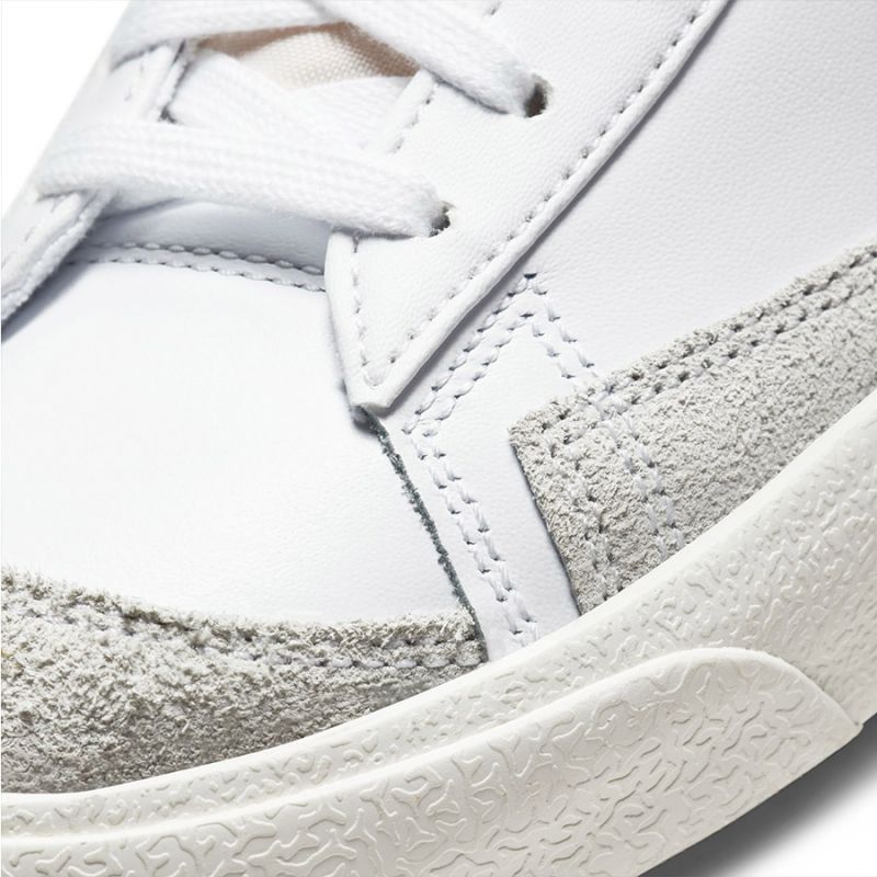 Nike Blazer Mid &#39;77 W CZ1055 100 shoes Cipő