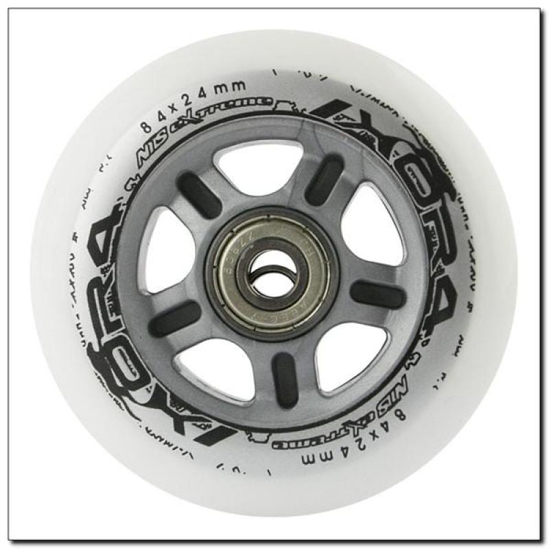 PU 84x24 82A WHITE (4 pcs.) + ABEC-7 CHROME (8 pcs.) NILS EXTREME SET