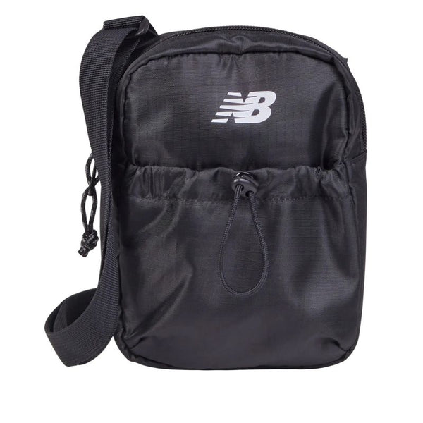 New Balance Essential Sling Bag BK LAB51901BK Táska